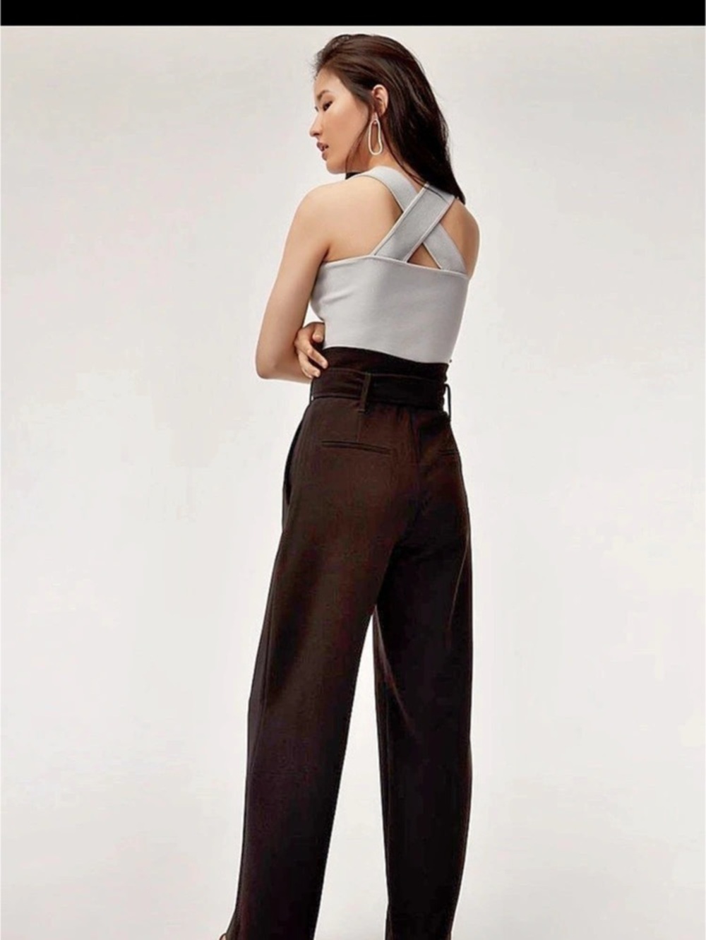 Babaton Sculpt Knit Criss Cross Cropped Tank Red - Picture 3 of 5
